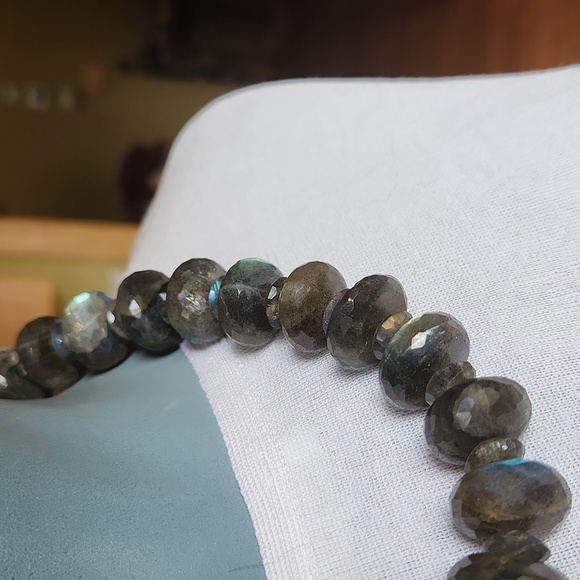 Laboradite faceted rondells firing on all cylinders in 16" of fabulousness. - Picture 2 of 4